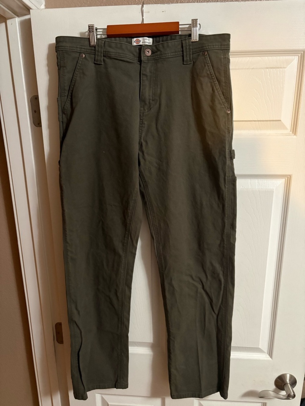 Dickies cargo pants olive green pockets 98% cotton comfy 90s y2k women's 10